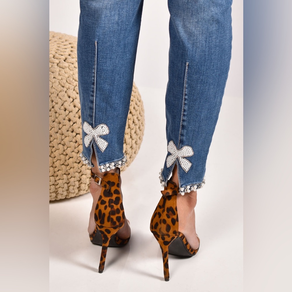 FRANK LYMAN Montreal • Blue Denim Slim 🎀 Crystal Bow & Pearl sparkely Jeans 👖 ⭐️ - Picture 3 of 16